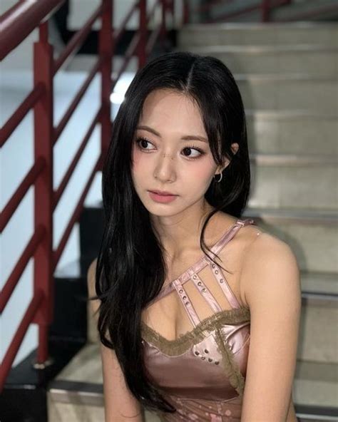 tzuyu nip slip|쯔위 (TZUYU) (@thinkaboutzu) • Instagram photos and videos